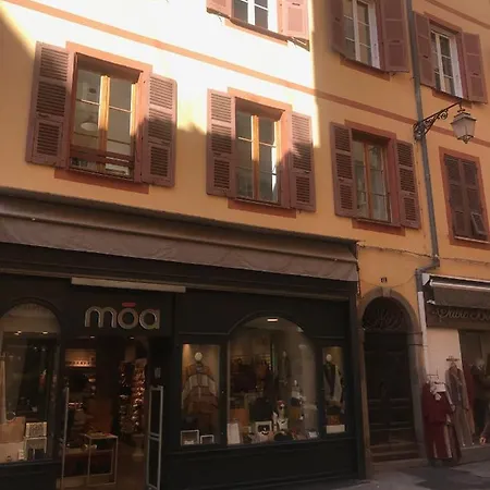 Terrasse Rue Pietonne Ajaccio (Corsica)