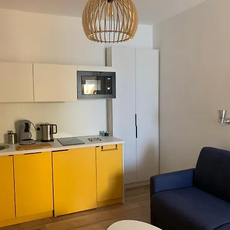 Apartment Terrasse Rue Pietonne